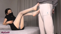 MissKsiaBB - Footjob In White Fishnet